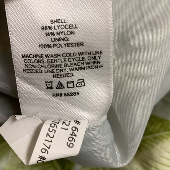 Womens Express Floral Ruffled High Waisted Asymmetrical Mini Skirt - Picture 5 of 5